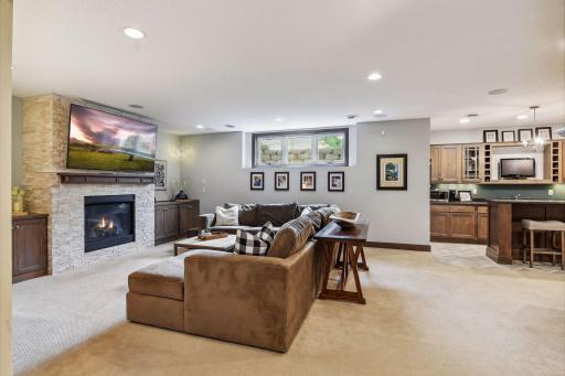 5717 Chowen Avenue S, Edina, MN 55410