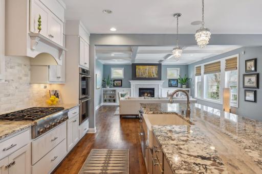 5717 Chowen Avenue S, Edina, MN 55410