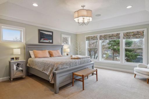 5717 Chowen Avenue S, Edina, MN 55410