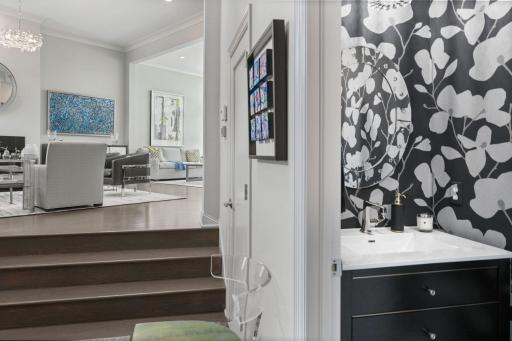 407 River Street, Minneapolis, MN 55401