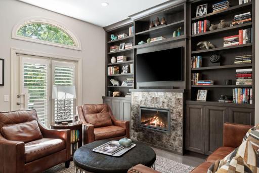 407 River Street, Minneapolis, MN 55401