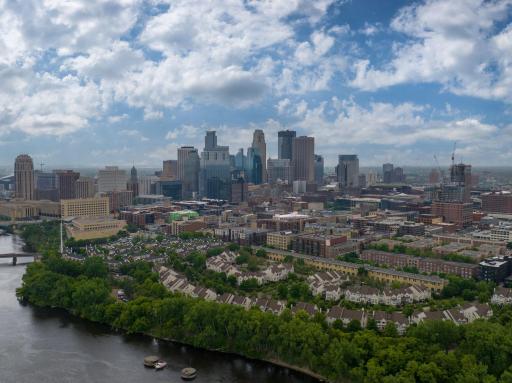 407 River Street, Minneapolis, MN 55401