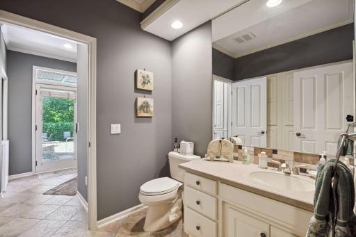 18767 Bearpath Trail, Eden Prairie, MN 55347