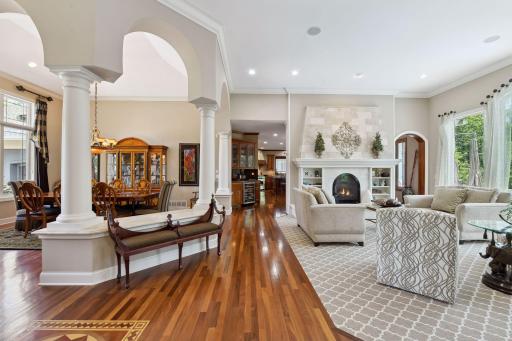 18767 Bearpath Trail, Eden Prairie, MN 55347