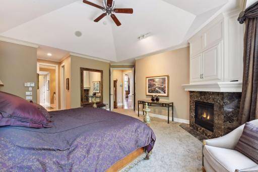 18767 Bearpath Trail, Eden Prairie, MN 55347