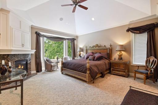 18767 Bearpath Trail, Eden Prairie, MN 55347