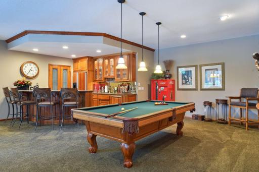 18767 Bearpath Trail, Eden Prairie, MN 55347