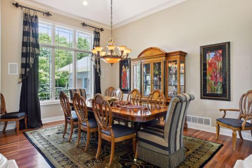 18767 Bearpath Trail, Eden Prairie, MN 55347