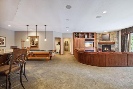 18767 Bearpath Trail, Eden Prairie, MN 55347