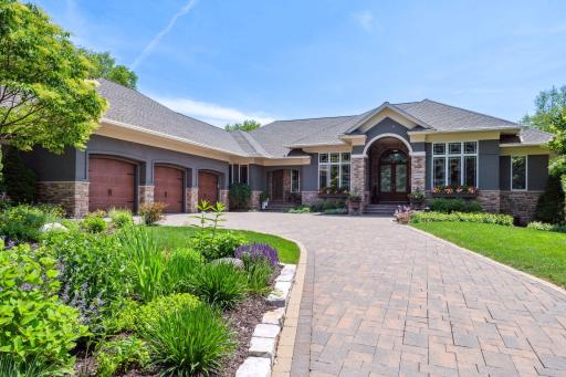 18767 Bearpath Trail, Eden Prairie, MN 55347