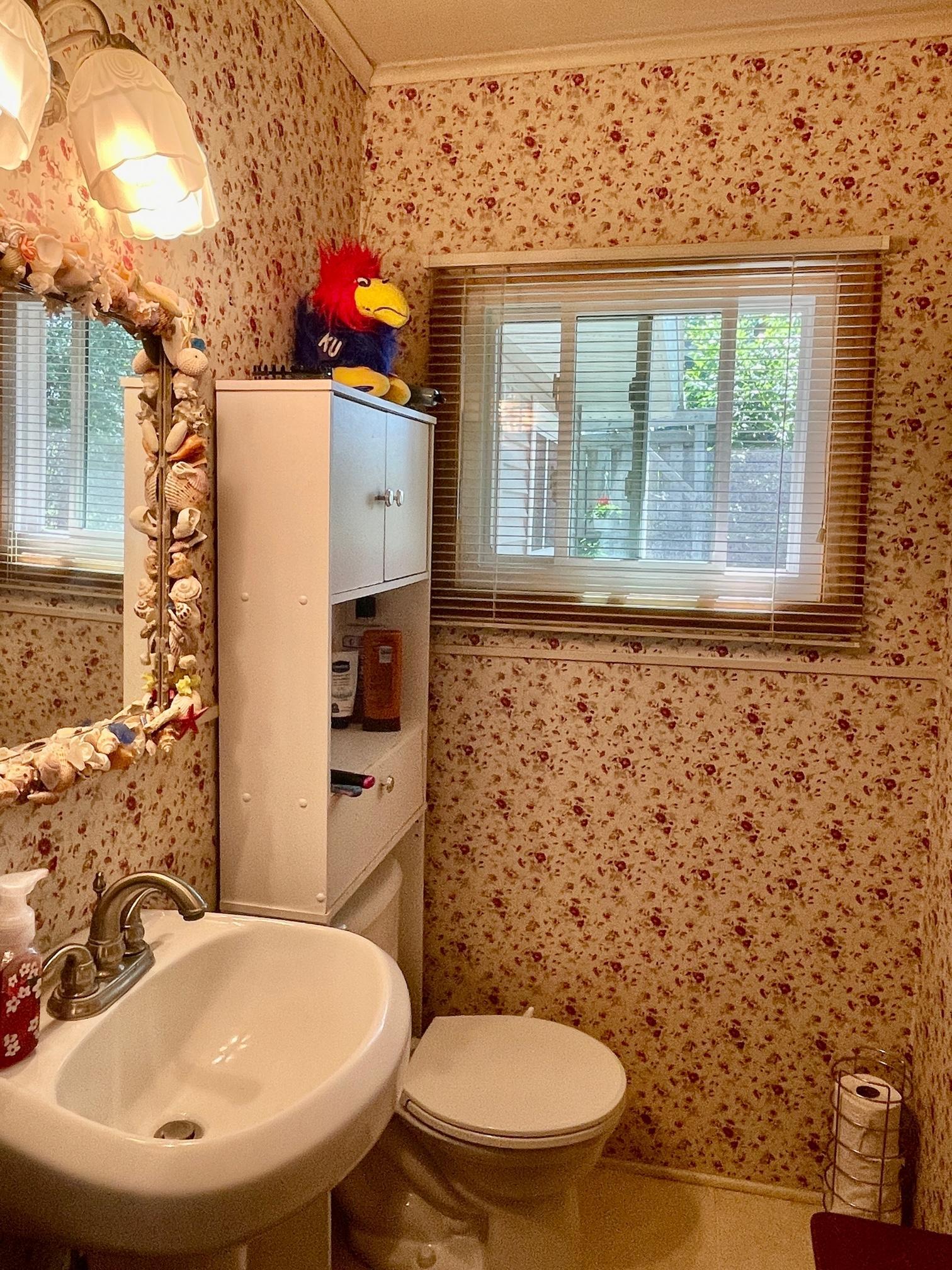 13-Primary bedroom with half bath (2).jpg