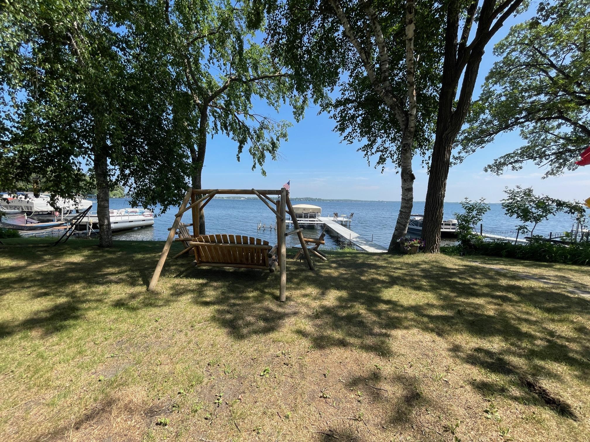 4-Level lakeside yard.JPG