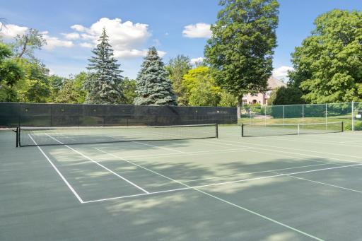 40 Clay Cliffe Dr_102.jpg