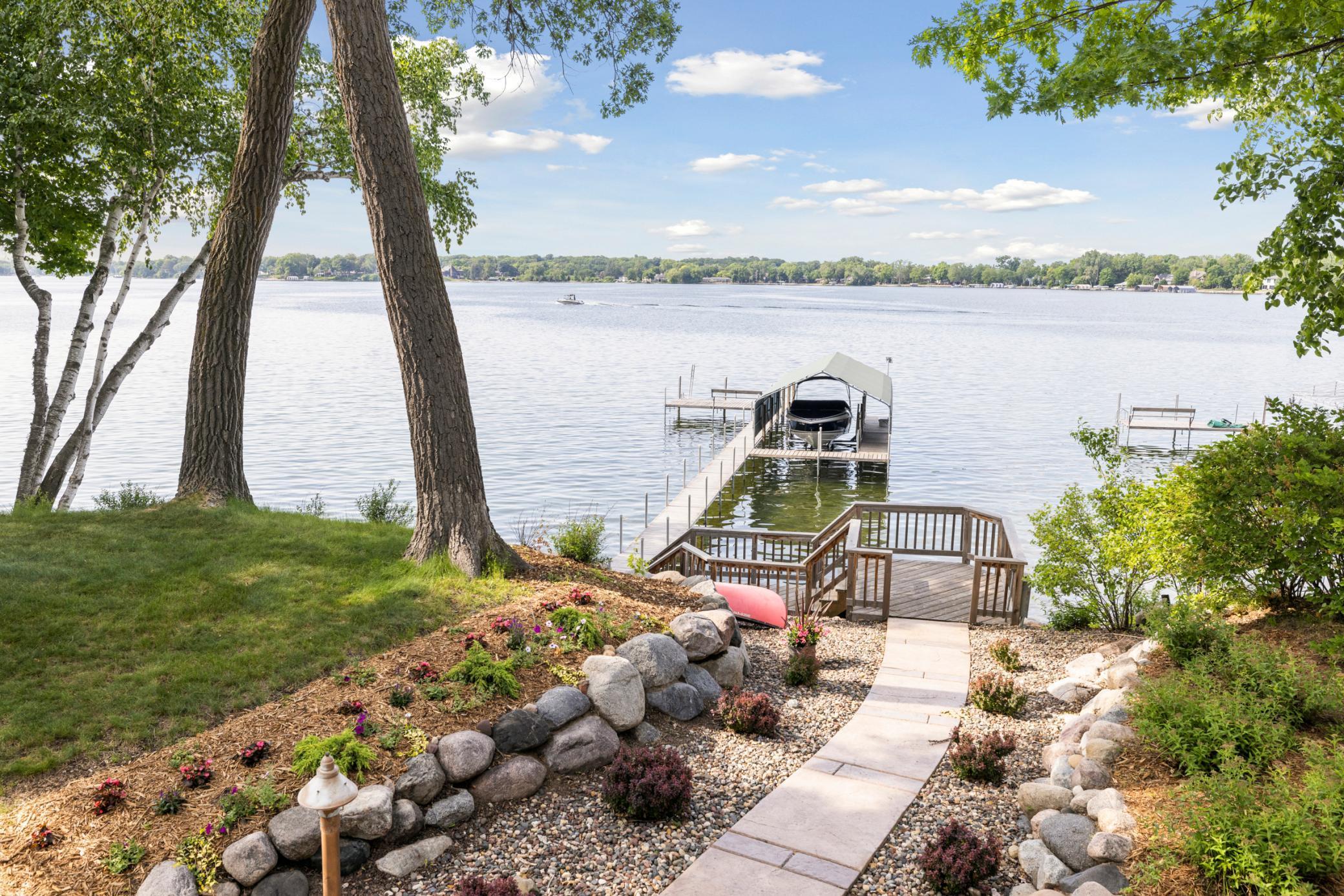 40 Clay Cliffe Dr_101.jpg