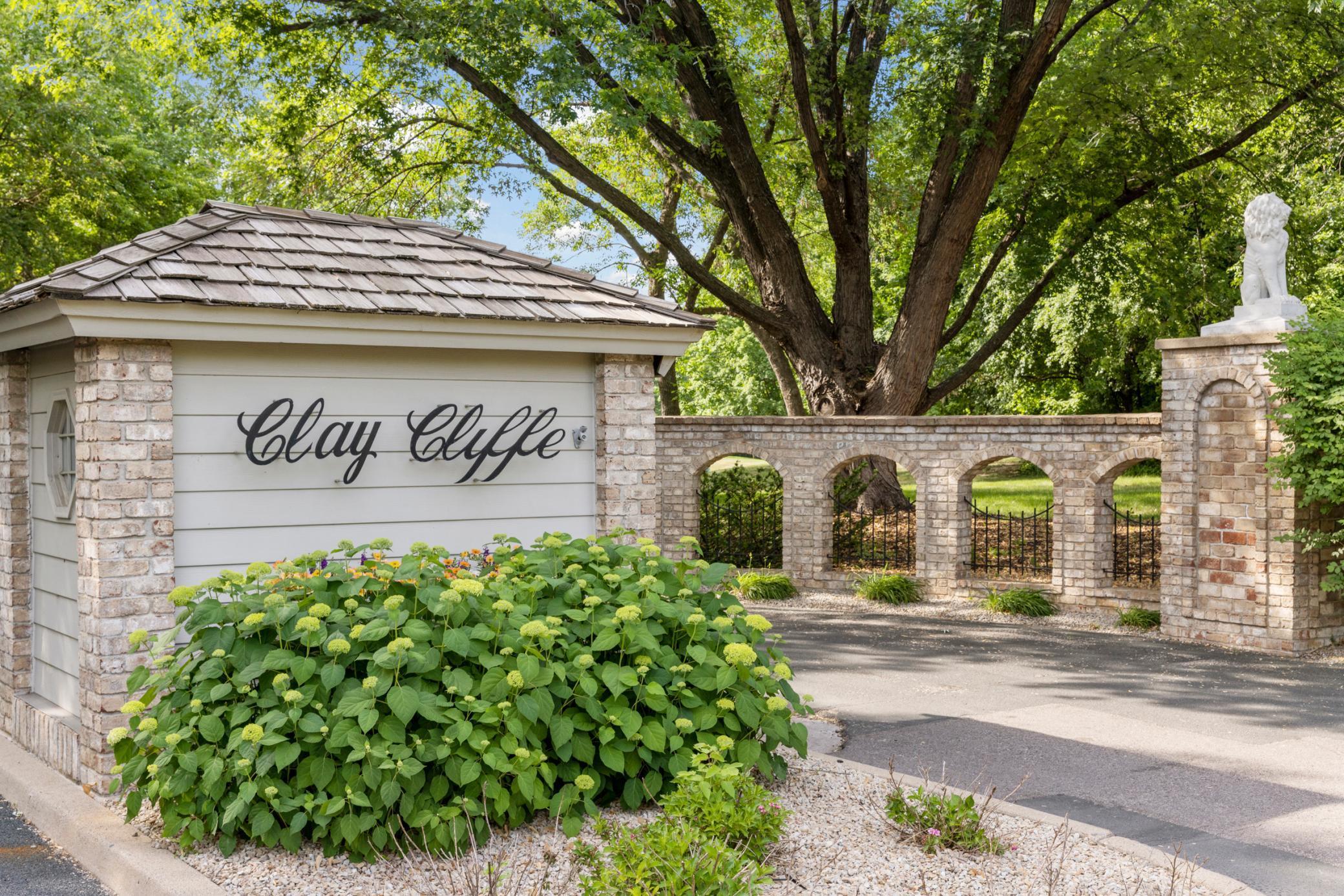 40 Clay Cliffe Dr_103.jpg