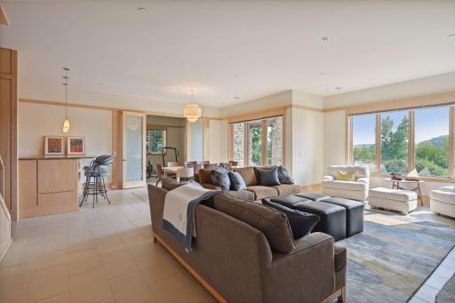 5615 Glacier Lane N, Plymouth, MN 55446