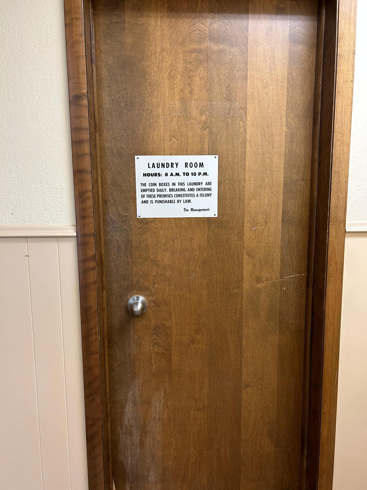 Third Floor Laundry.JPG