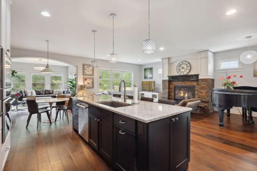 6024 Saint Johns Avenue, Edina, MN 55424