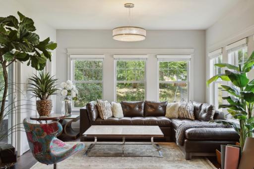 6024 Saint Johns Avenue, Edina, MN 55424