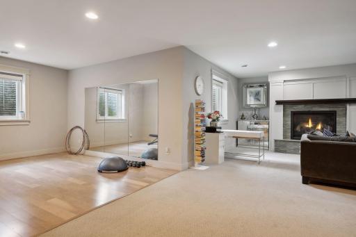 6024 Saint Johns Avenue, Edina, MN 55424