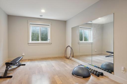6024 Saint Johns Avenue, Edina, MN 55424