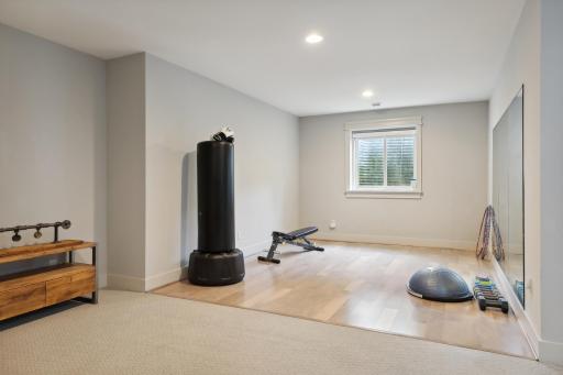 6024 Saint Johns Avenue, Edina, MN 55424