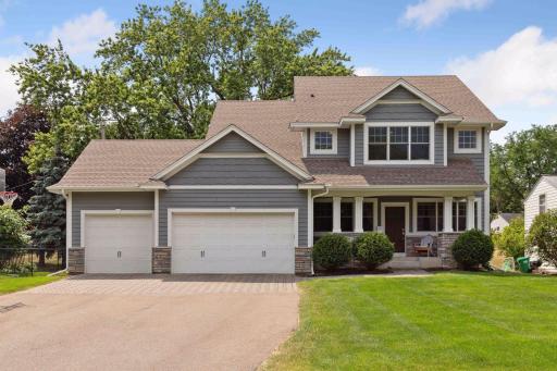 6024 Saint Johns Avenue, Edina, MN 55424