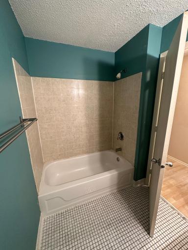 4110 Rahn Road, 202, Eagan, MN 55122