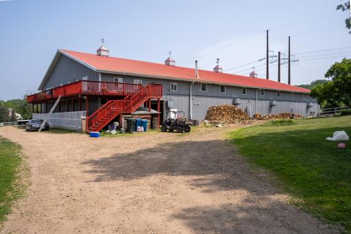 Arena/Multi-Living Space/Larger Stables.jpg