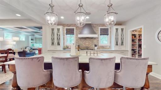 Comfortable and Functional Kitchen Island