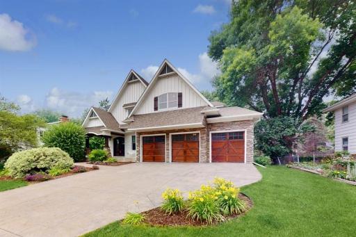 5524 Warden Avenue, Edina, MN 55436