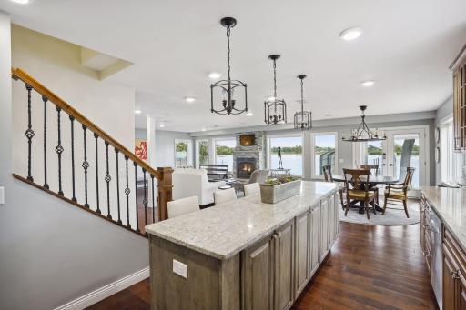 2807 Mckenzie Point Road, Wayzata, MN 55391