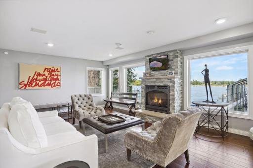 2807 Mckenzie Point Road, Wayzata, MN 55391