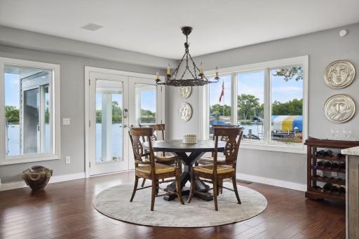 2807 Mckenzie Point Road, Wayzata, MN 55391