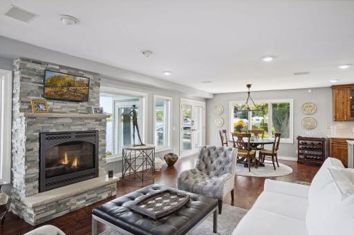 2807 Mckenzie Point Road, Wayzata, MN 55391