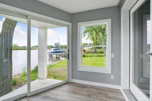 2807 Mckenzie Point Road, Wayzata, MN 55391