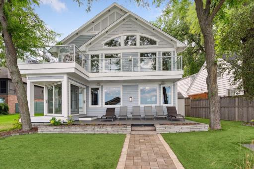 2807 Mckenzie Point Road, Wayzata, MN 55391