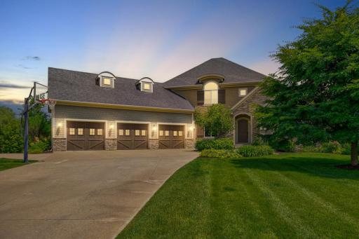 8870 Callander Circle, Lakeville, MN 55044