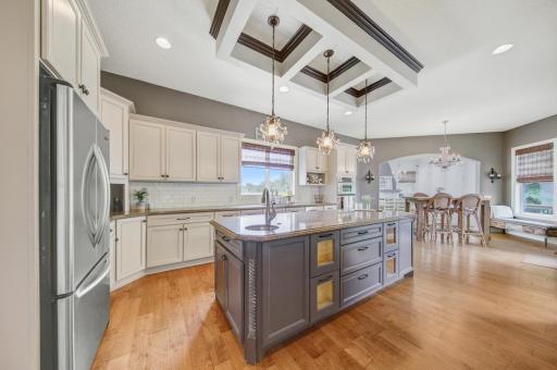 8870 Callander Circle, Lakeville, MN 55044