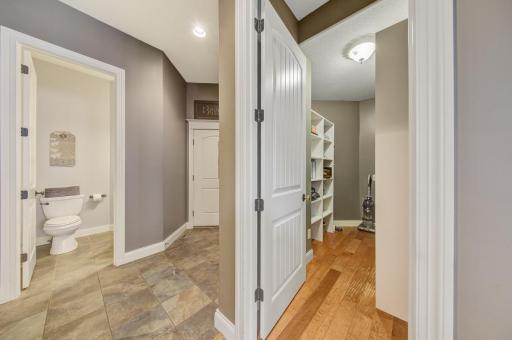 8870 Callander Circle, Lakeville, MN 55044