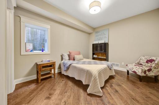 8870 Callander Circle, Lakeville, MN 55044