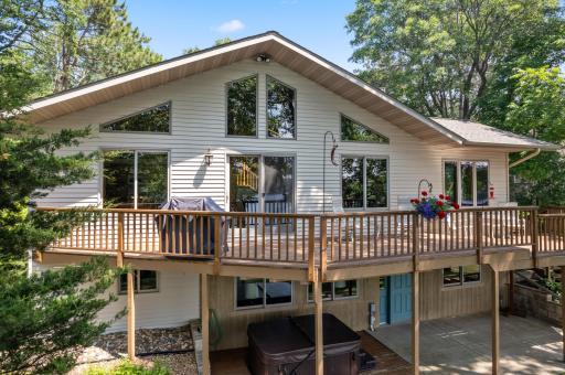 33249 Winnamakee Shores Road, Pequot Lakes, MN 56472