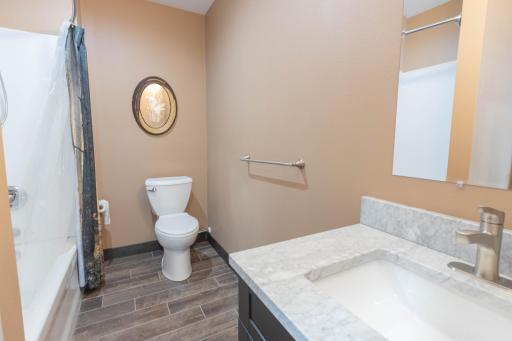 17228 Aaron Heights NW, Evansville, MN 56326