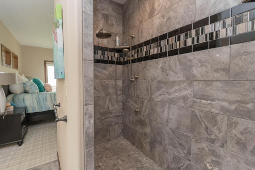 17228 Aaron Heights NW, Evansville, MN 56326