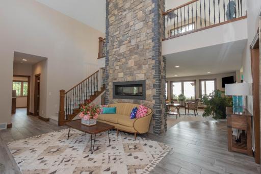 17228 Aaron Heights NW, Evansville, MN 56326