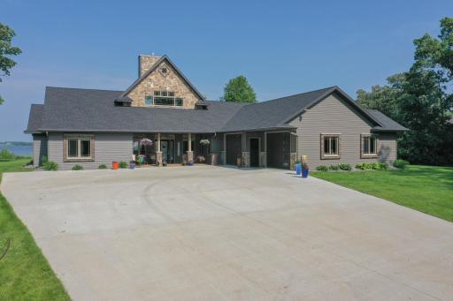 17228 Aaron Heights NW, Evansville, MN 56326