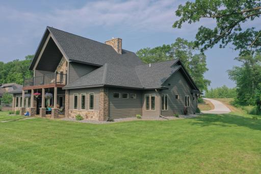 17228 Aaron Heights NW, Evansville, MN 56326