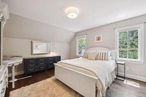 5224 Blake Road S, Edina, MN 55436