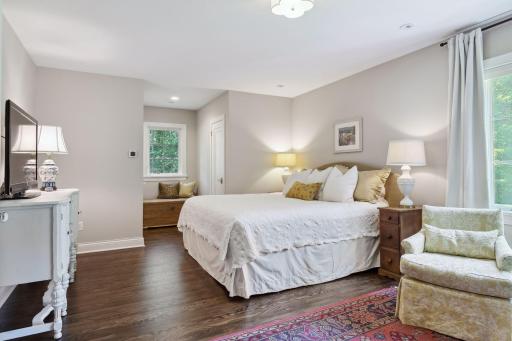 5224 Blake Road S, Edina, MN 55436