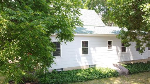 916 Hoffman Street W, Cannon Falls, MN 55009